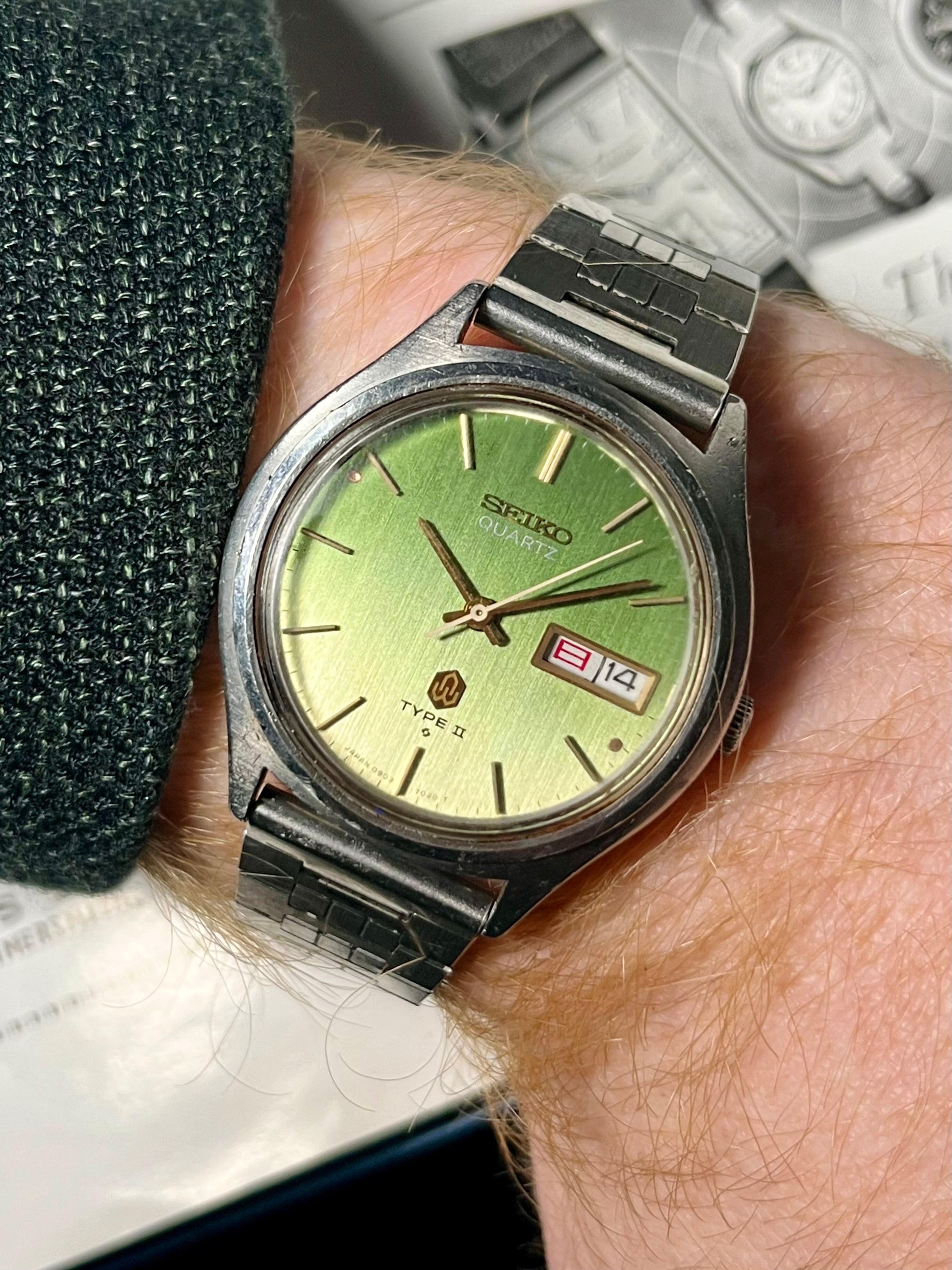 Vintage Seiko Type II 0903-7030 1976 Green Sunrise – WatchEra