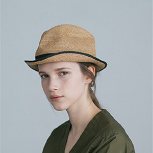 mature ha. / Boxed Hat 7cm brim with black color line | wearPractice