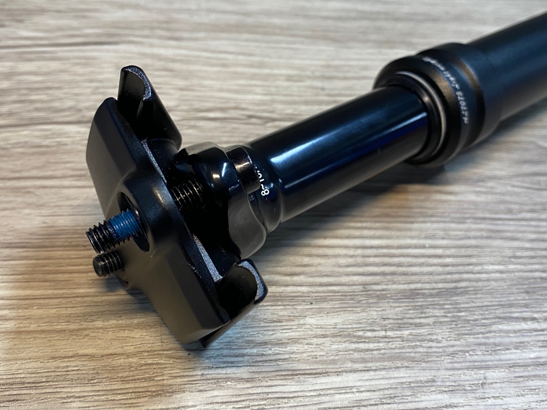 IX906 スペシャライズド SPECIALIZED ドロッパー シートポスト アルミ