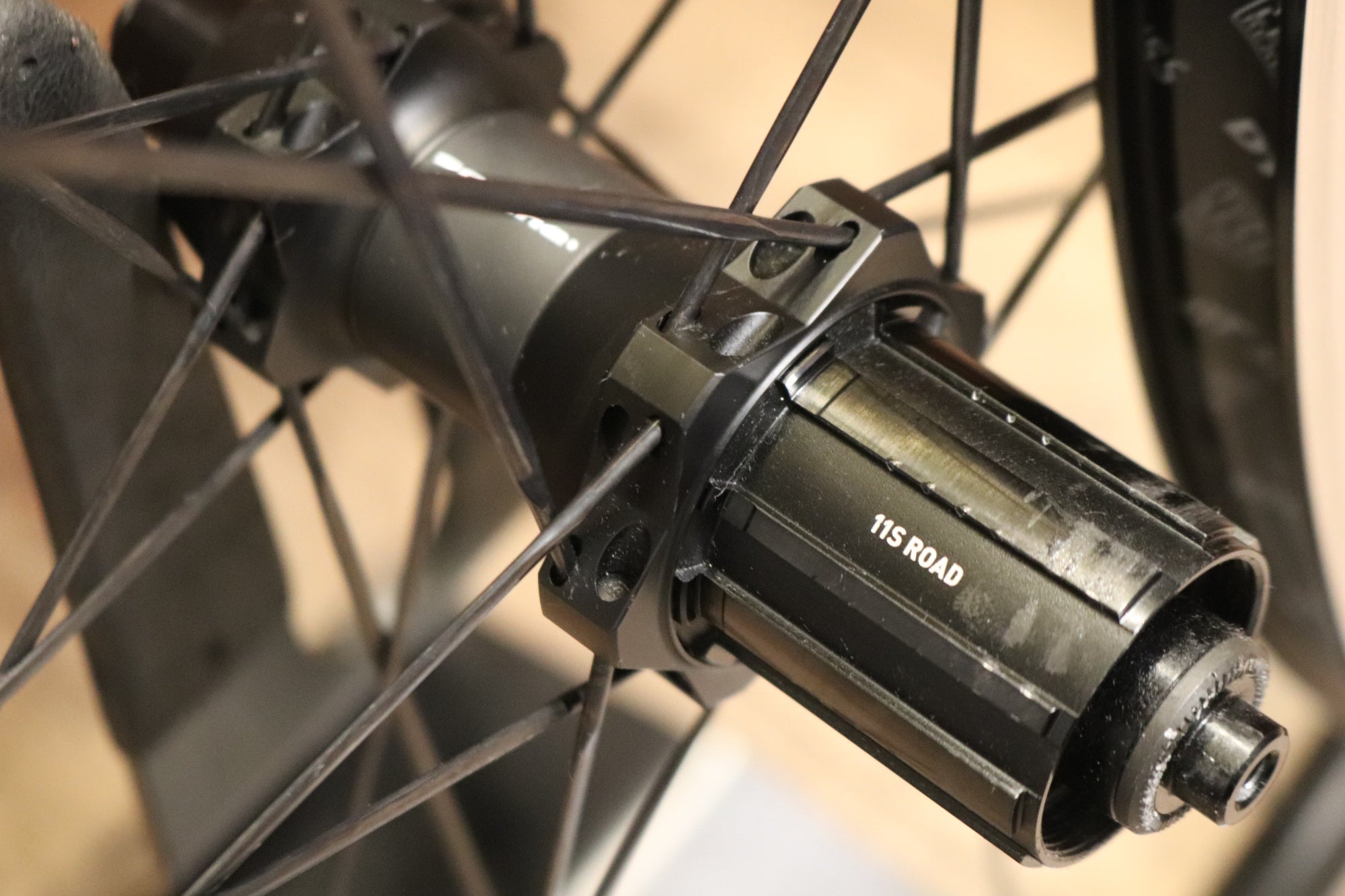 DT SWISS P1800 SPLINE アルミ クリンチャー ホイールセット シマノ12