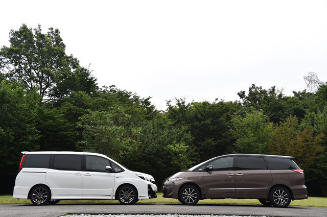 トヨタ・エスティマハイブリッド（4WD/CVT）／エスティマ（FF/CVT