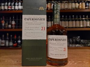 閉鎖蒸溜所のウイスキーレビュー】キャパドニック21年を評価 - たるブログ