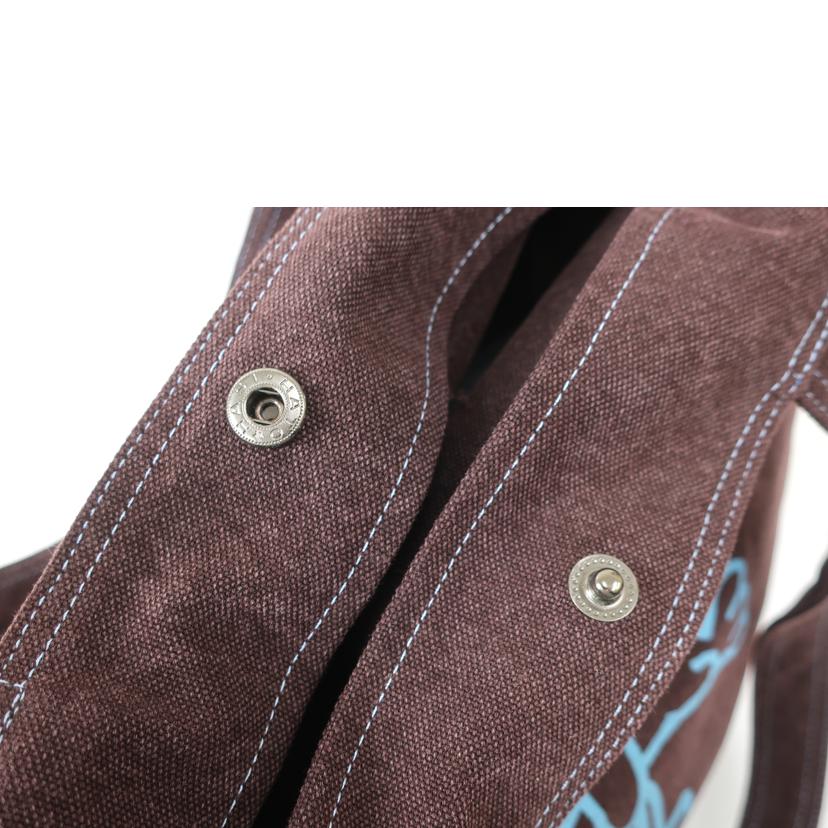 Vivienne Westwood ヴィヴィアン・ウエストウッド