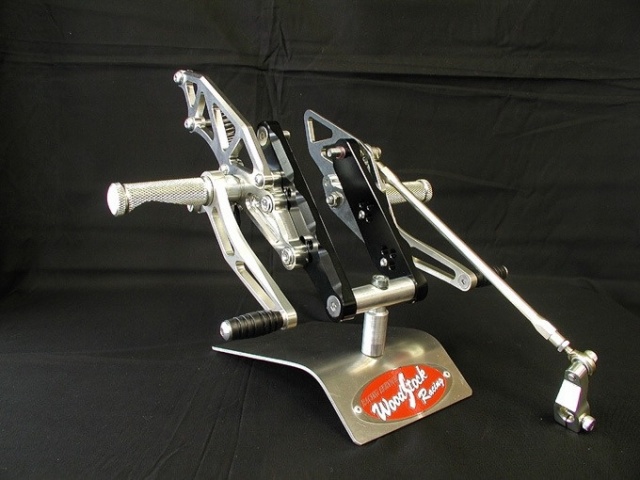 GPZ1100Fバックステップキット. | ライディングステップ | ウッド