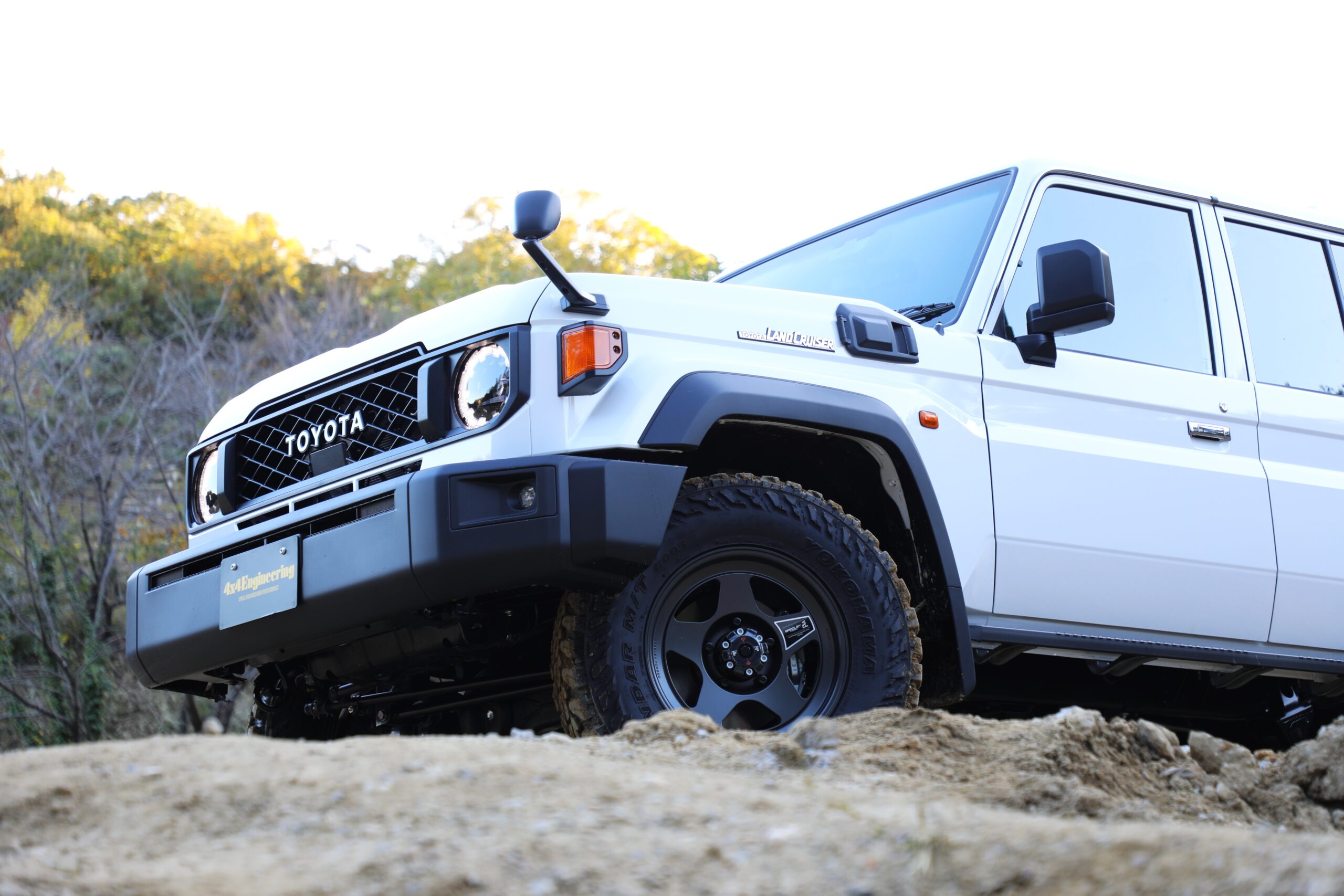 ランドクルーザー70再再販(GDJ76)が遂に発売開始！ホイールマッチング