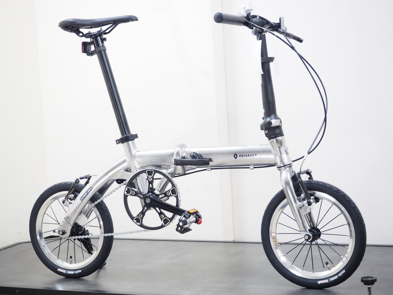 RENAULT(ルノー)PLATINUM LIGHT6(プラチナムライト6) 2024年モデル