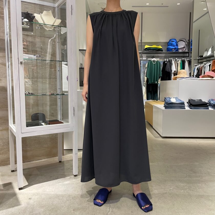 ENFOLD PEライトジョーゼット ギャザーセミフレアDRESS – COLDBECK ONLINE