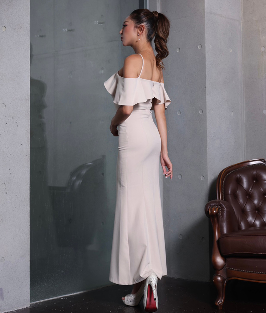 アイボリーオフショルダーシンプルロングドレス/山崎みどり - カラードレス