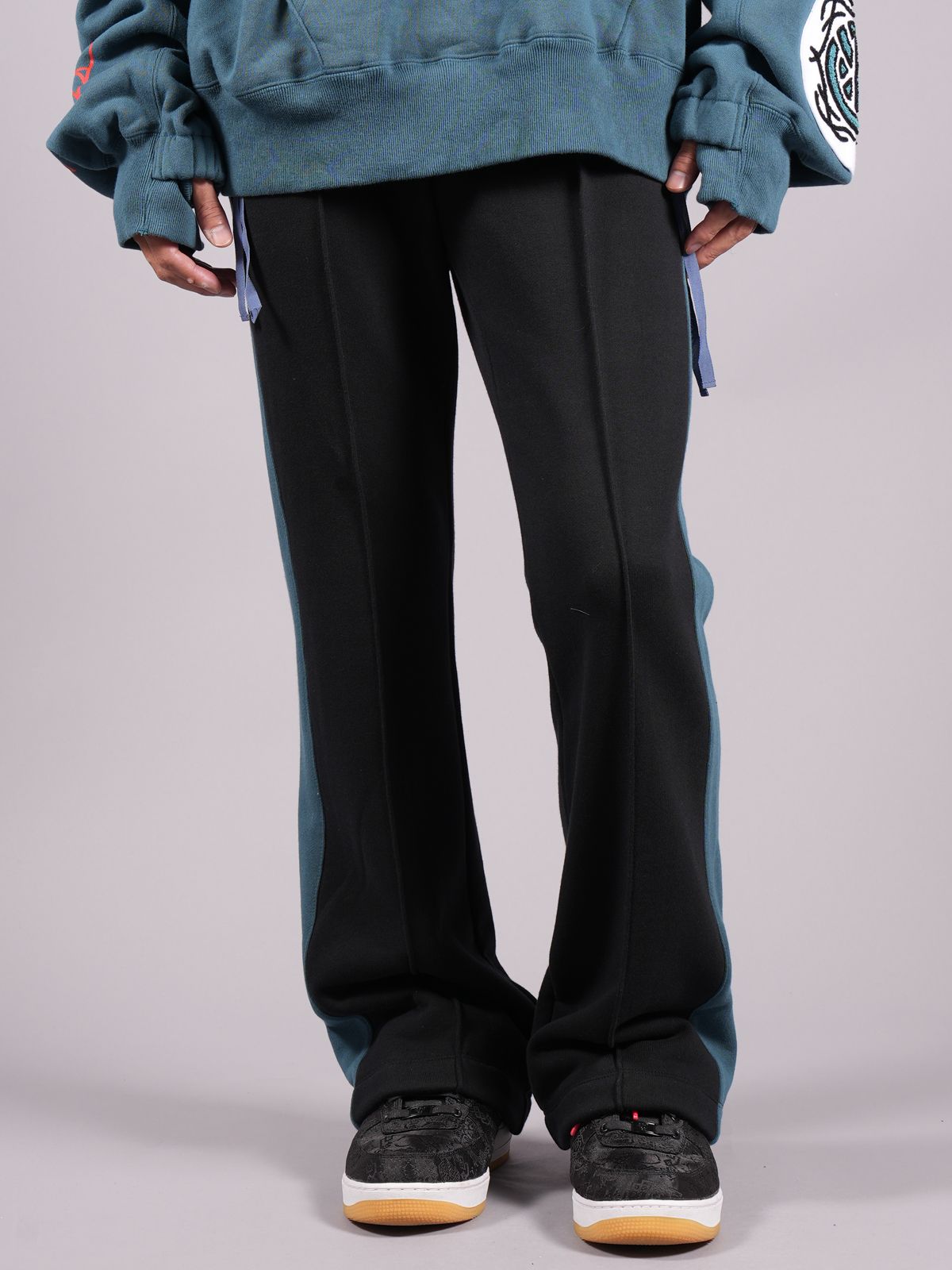 FACETASM - 【ラスト1点】サイドライン フレア スウェットパンツ