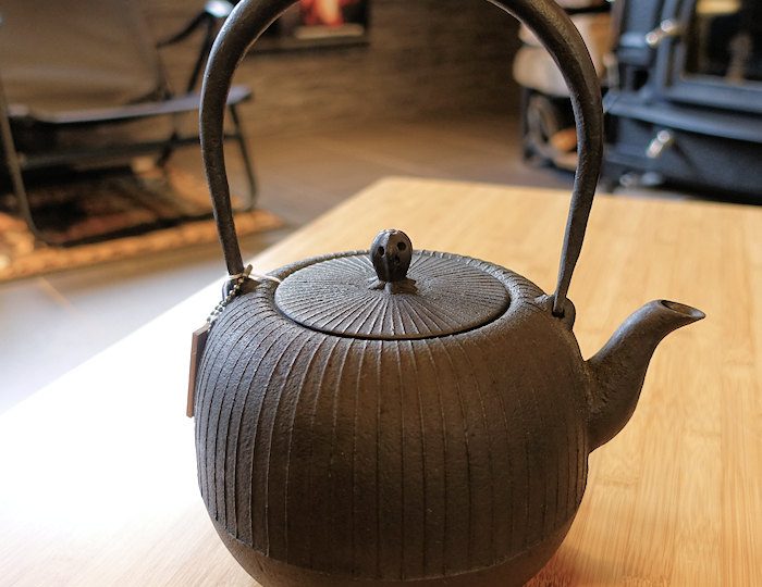 新作続々！虎山工房の鉄瓶 | COOK & DINE HAYAMA（クックアンドダイン