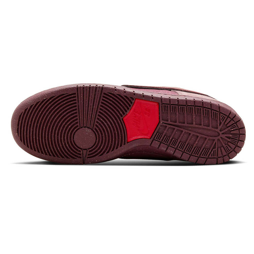 商品情報】 NIKE SB CITY OF LOVE コレクション｜カリフォルニアストリート