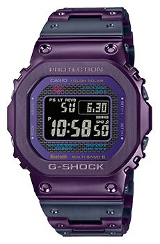 パープルとブルーのバイカラーが映えるメタル“G-SHOCK” | 2021年