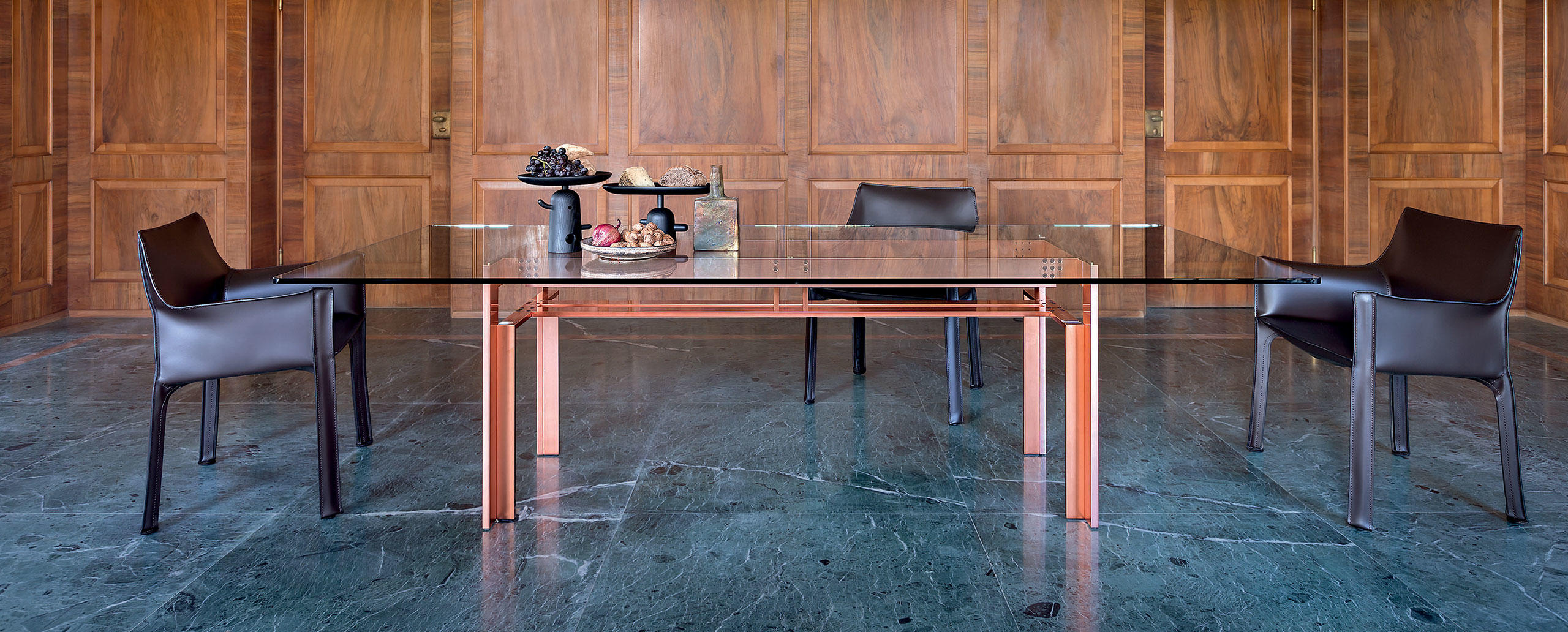 Cassina（カッシーナ）413 CAB 【在庫色／黒】キャブ アームチェア