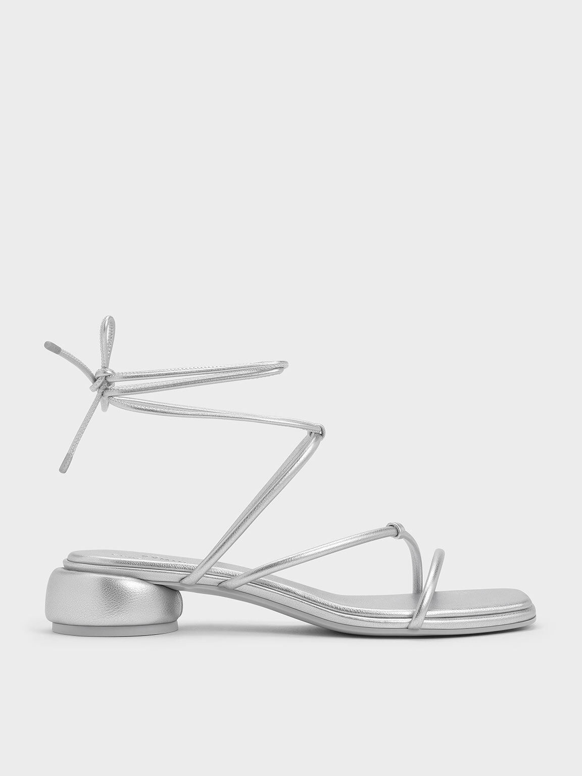 ストラッピー タイアラウンド サンダル - シルバー | CHARLES & KEITH