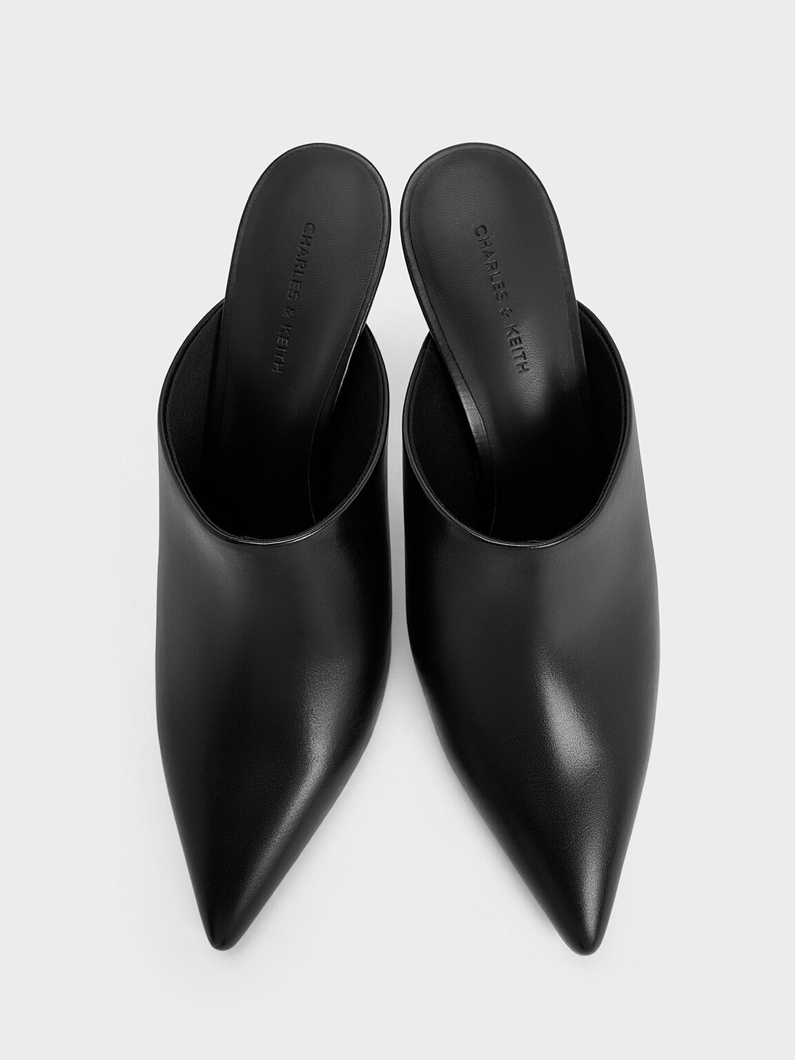 ハイヴァンプ ポインテッドトゥヒールミュール - ブラック | CHARLES