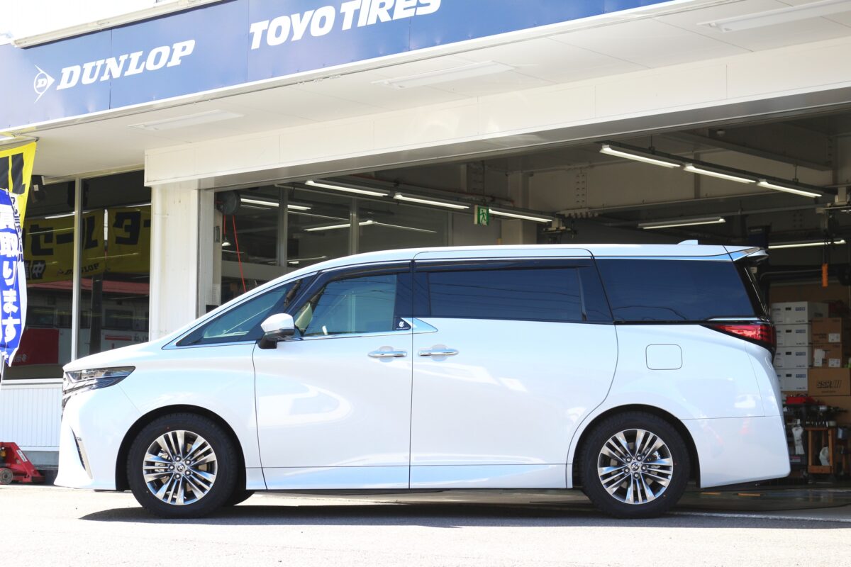 新型40系アルファードに20インチ！】RAYS HOMURA 2x9 Plus を装着