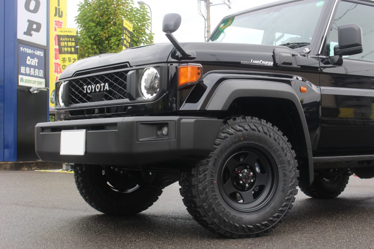 再再販ランドクルーザー70に最強の鍛造ホイールと言う選択肢