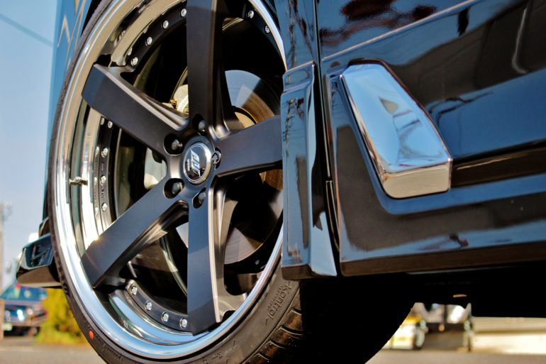 ZEAST ST2 21インチ リムの耳がちょっと出てるミドルコンケイブ仕様