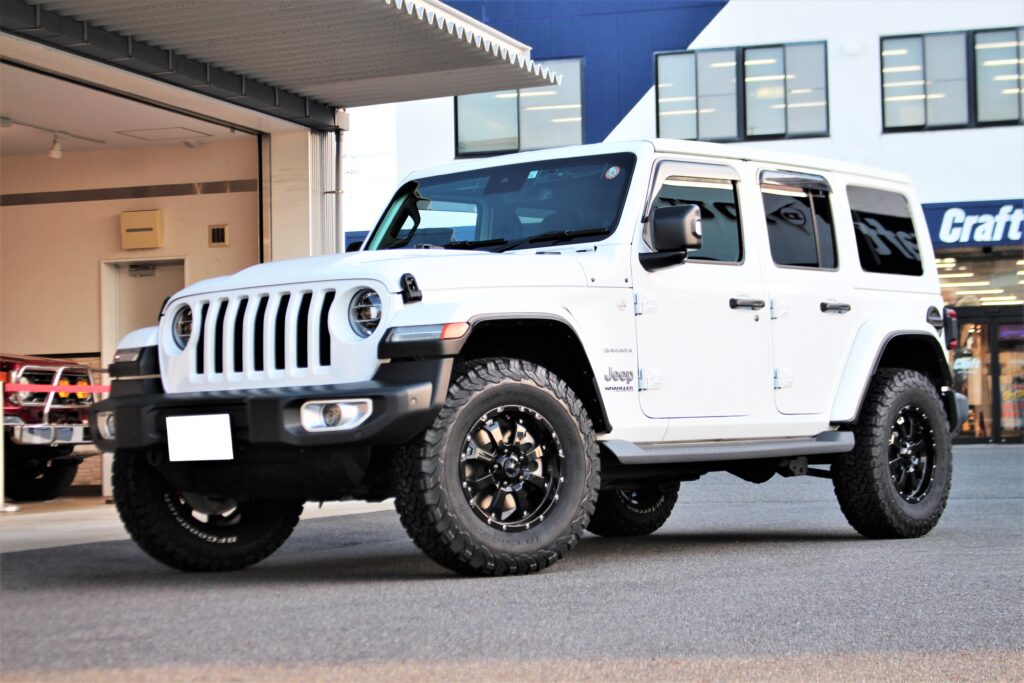 JLラングラーにMKW MK-46 17インチをブラックレター仕様で装着