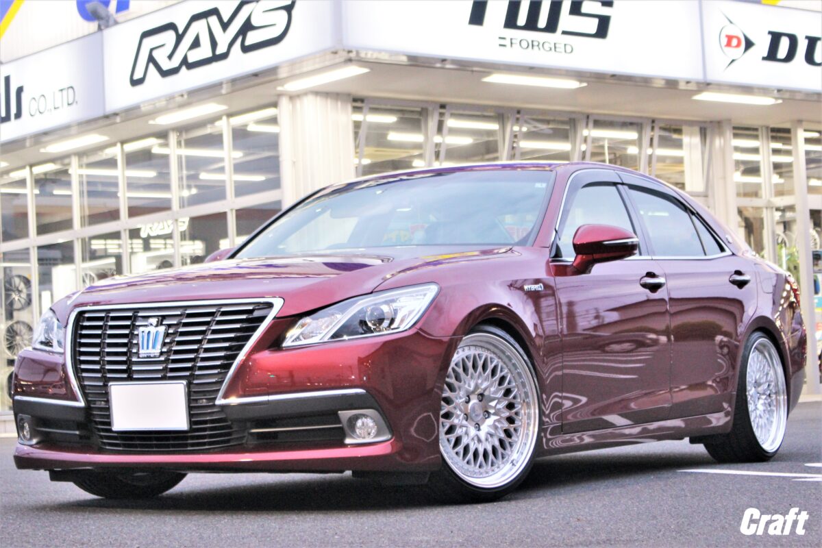 21クラウンを 「 9.0J ＆ 10.0J 」 でツライチ仕上げ！！ | 厚木店
