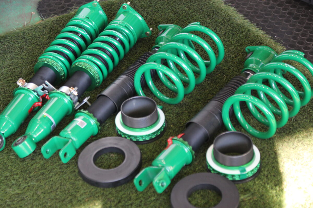 V36スカイラインセダン x TEIN-テイン-フレックスZ 装着！ | 中川店