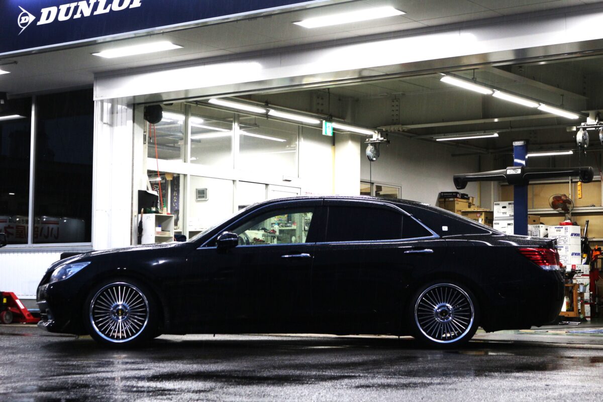 210クラウン×WORKイミッツ】19インチでクラウンをかっこよくカスタム