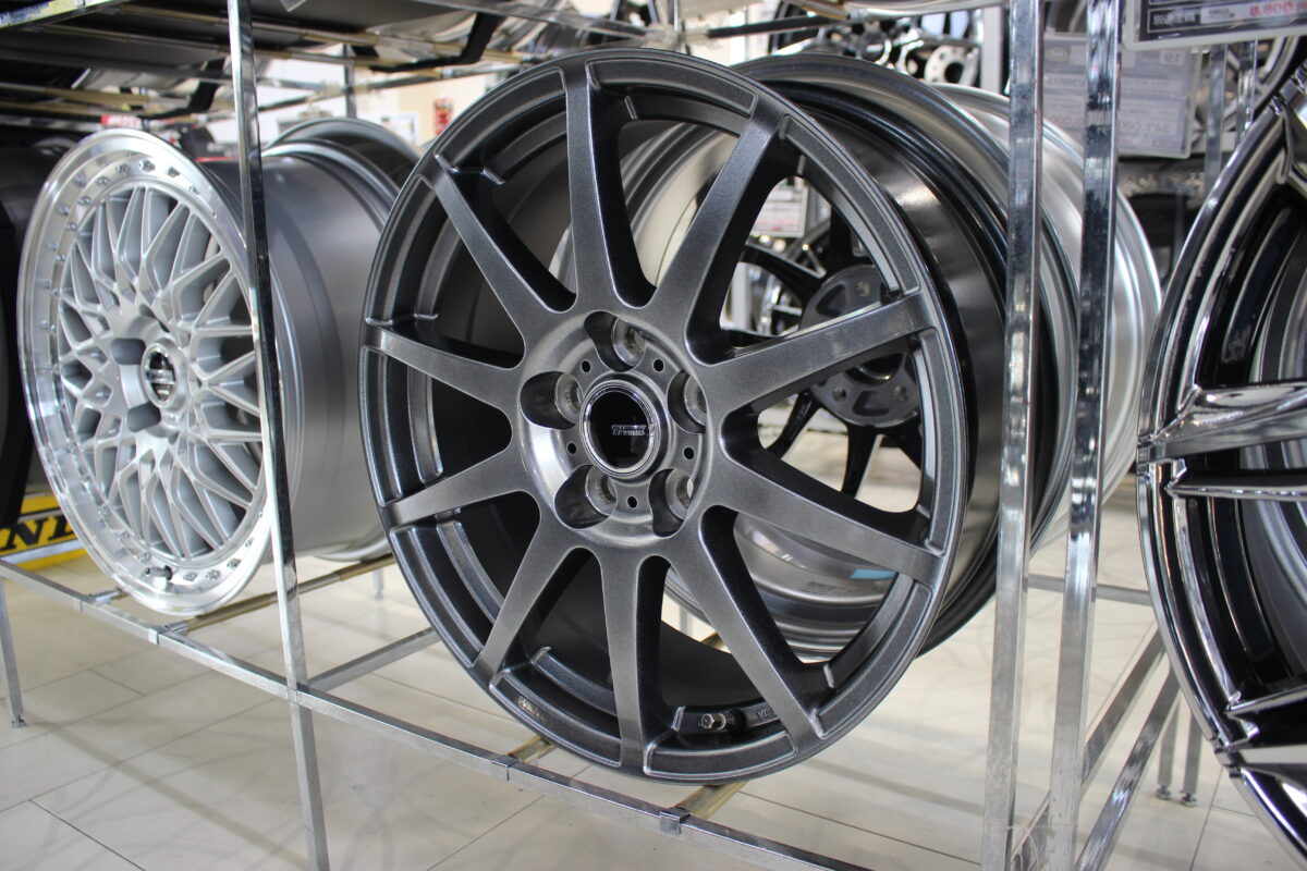 40系ヴェルファイア、アルファード スタッドレスセット販売中 | 一宮店