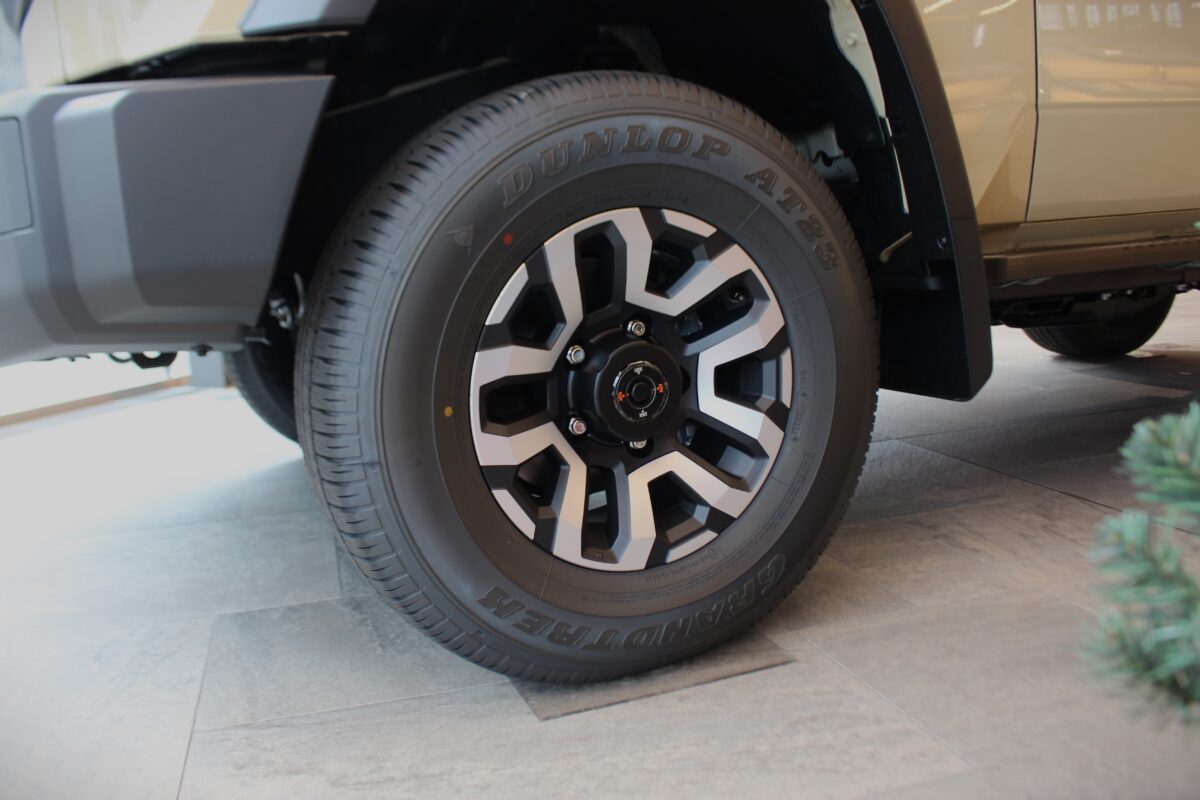 再再販ランクル70】GDJ76Wが発売開始！！実車を見てきました！！！気に