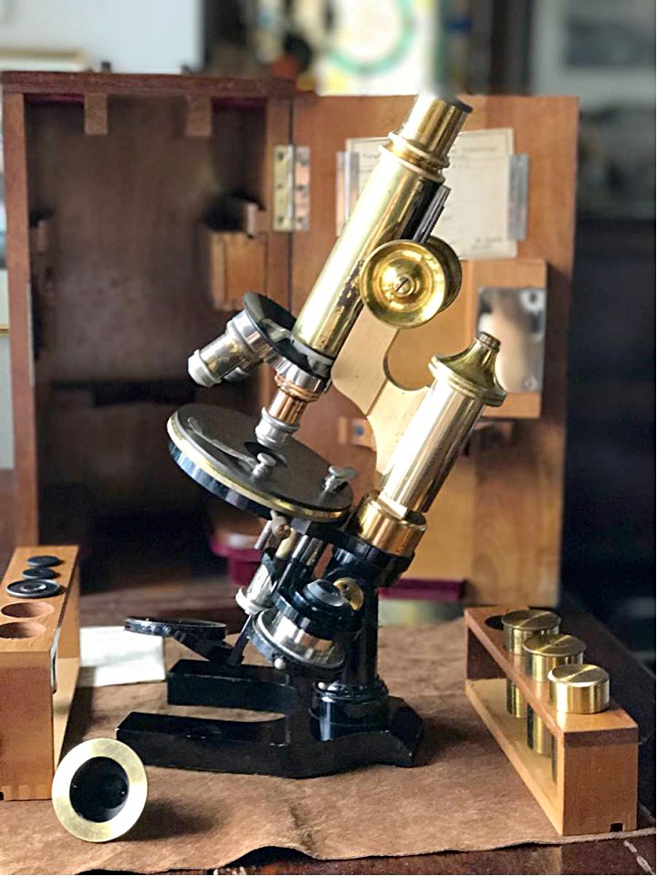 エルンスト・ライツ・ウェツラー クラシック顕微鏡 - CRAFTS DESIGN
