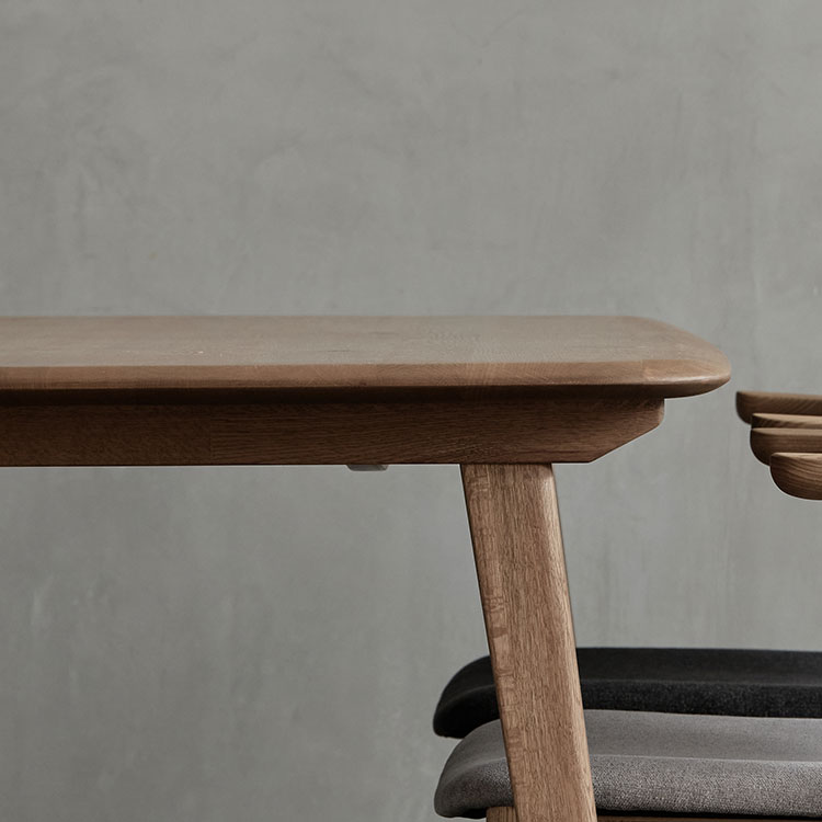 デッケ ダイニングテーブル｜テーブル｜CRUSH CRASH PROJECT