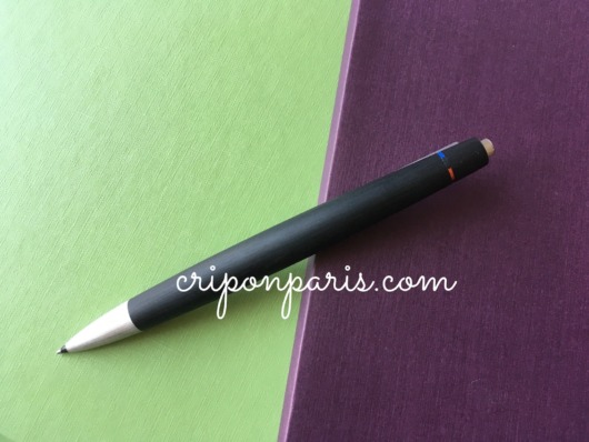 人気!「ラミー2000」4色ボールペン 買って良かった!4つのポイントとは