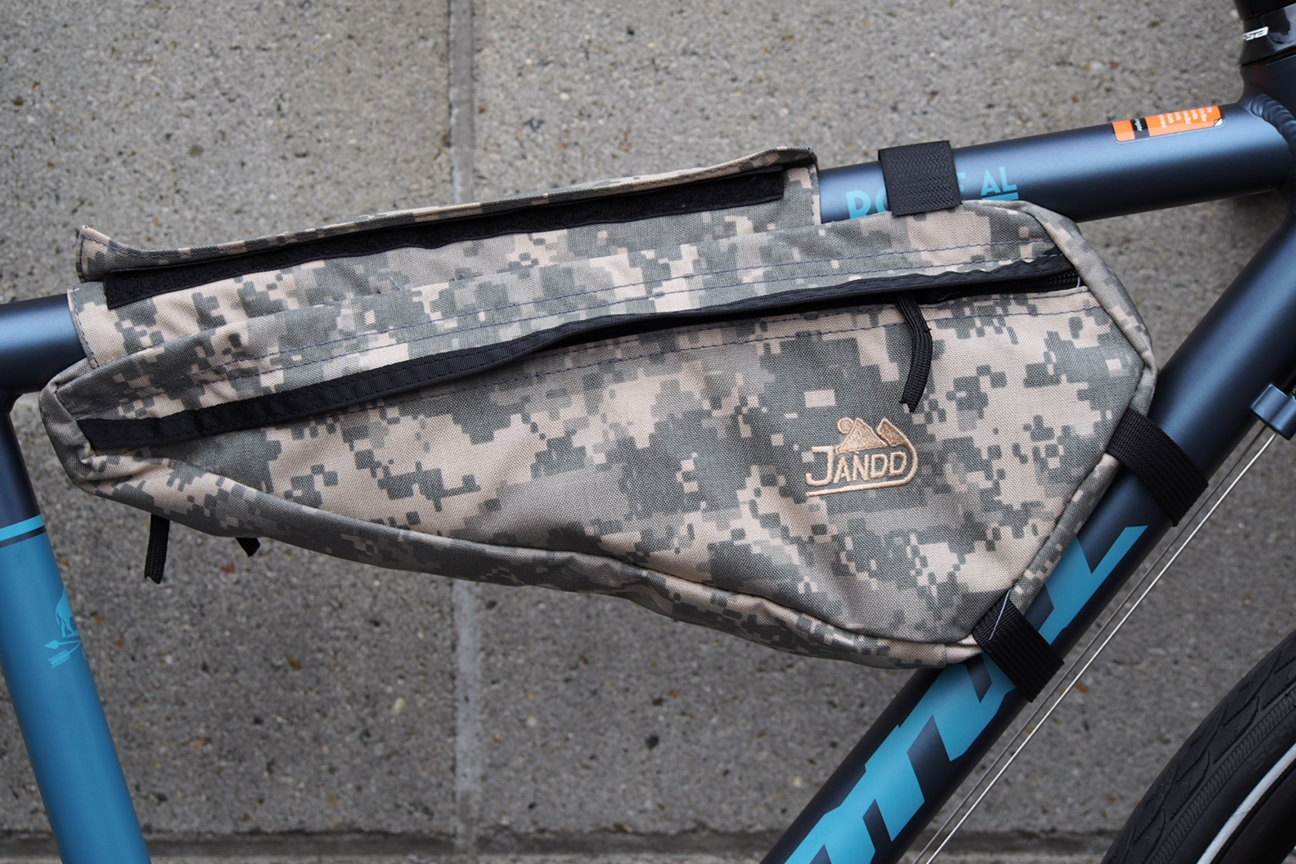 再入荷！】僕らの定番バイクパッキングアイテム、JANDD/ジャンド