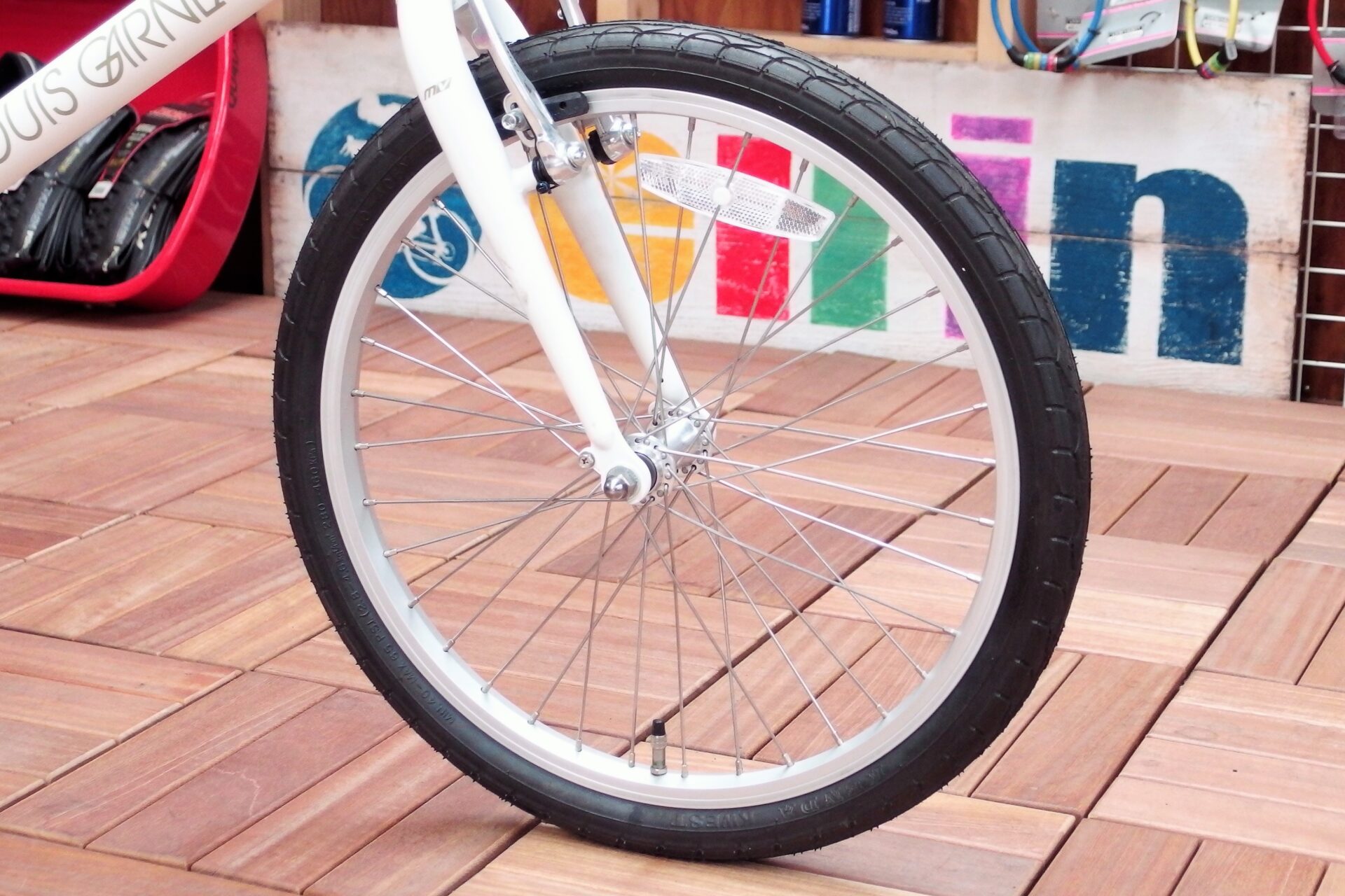 街乗りやポタリングなど移動を楽しむミニベロ！ 「LOUISGARNEAU LGS