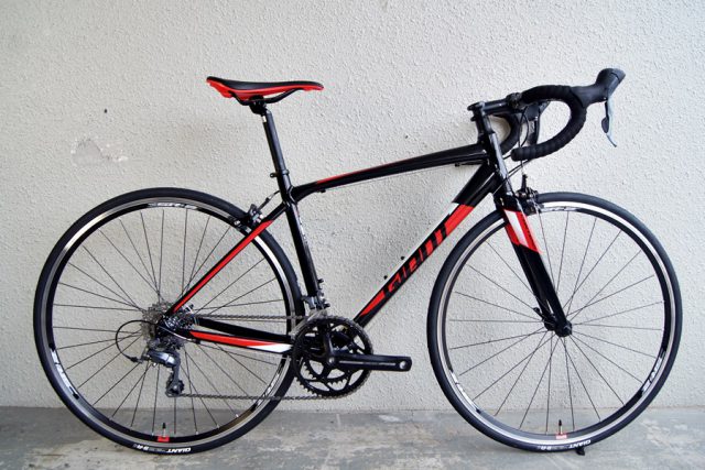 ジャイアント Giant コンテンド2 CONTEND2 Claris 2017年モデルの買取