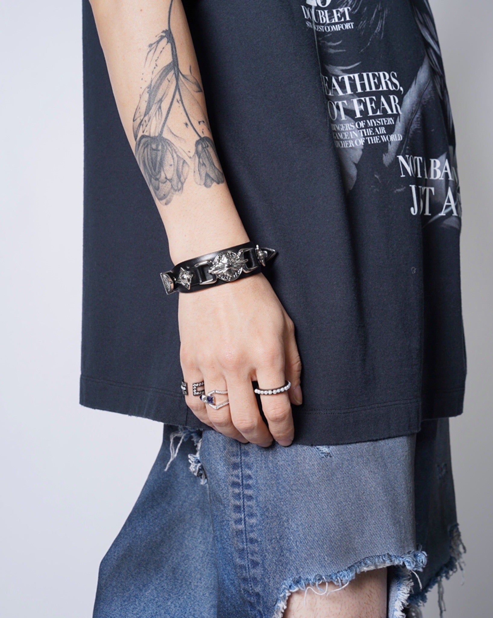 TOGA ARCHIVES】Double buckle concho bangle (UNISEX) - Amanojak.