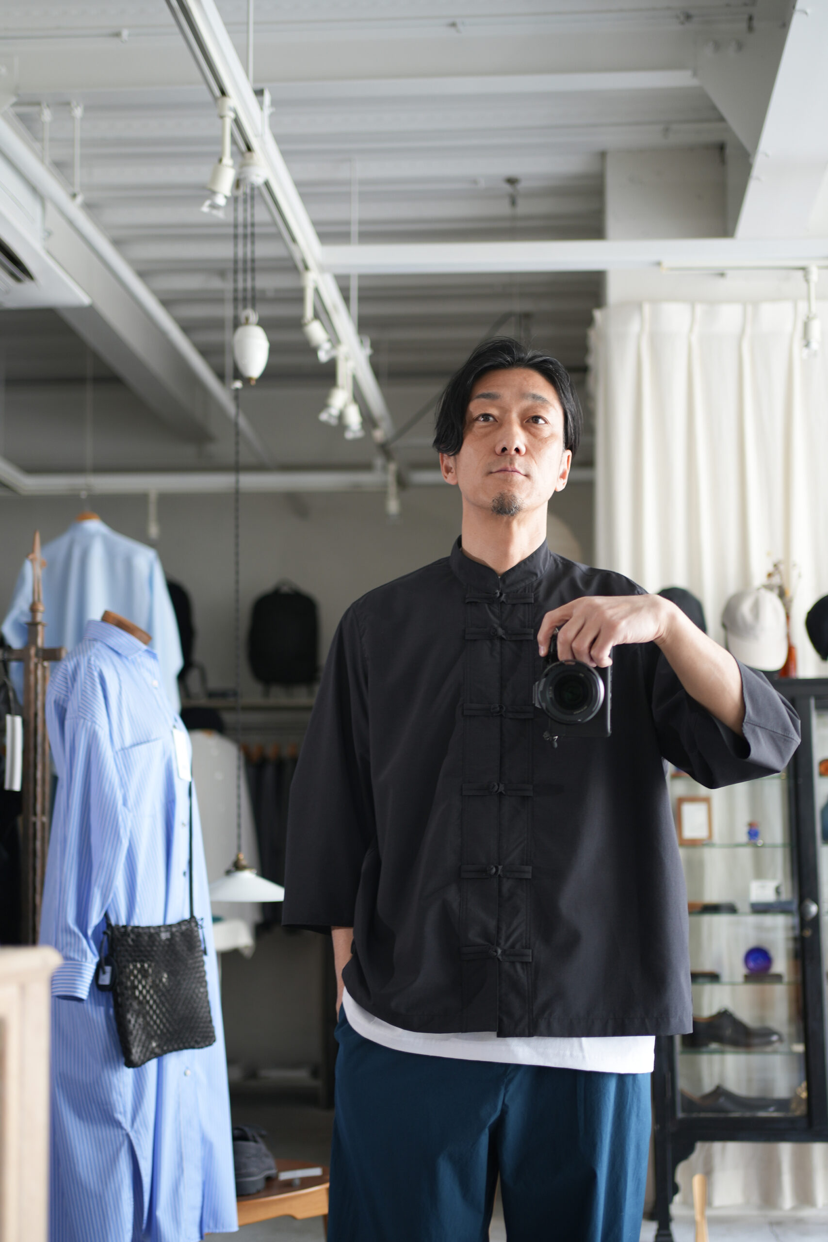 NO CONTROL AIR」ポリエステルタイプライターチャイナシャツ | ANOTHER