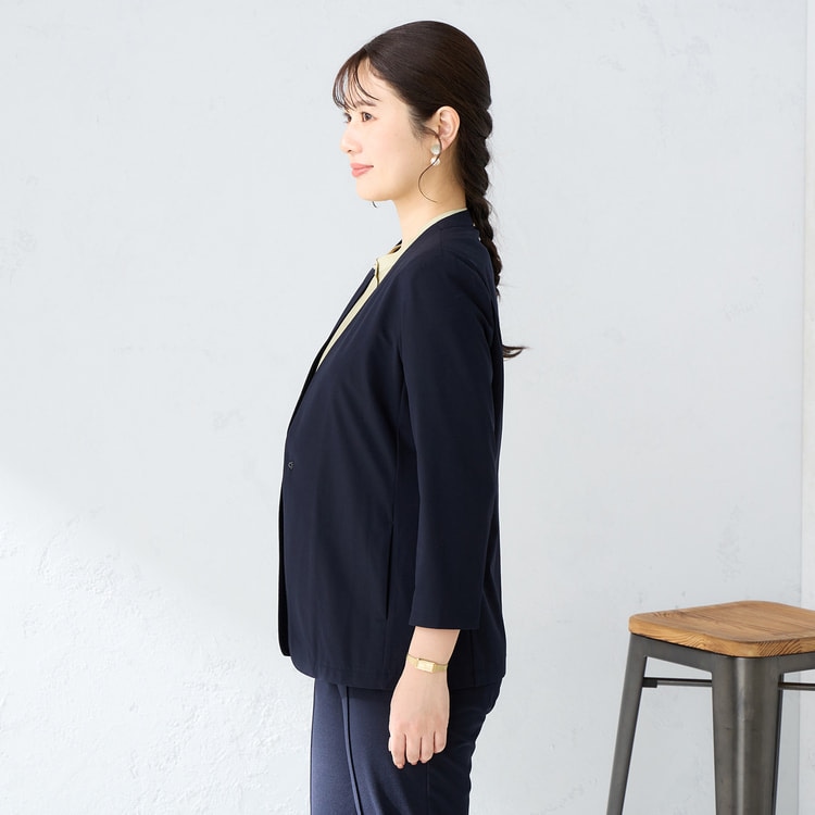 パジャマスーツ】 RENU 七分袖ノーカラージャケット セットアップ着用