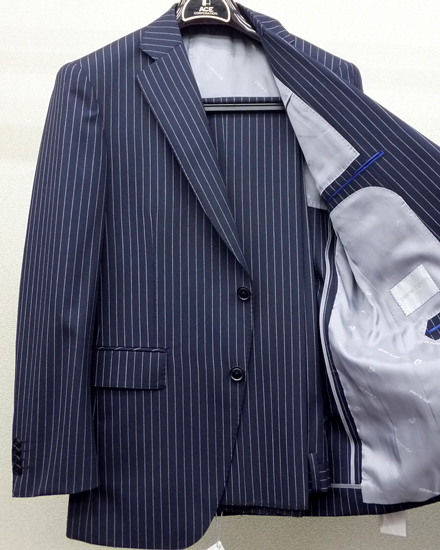 春夏ピエールカルダンスーツ