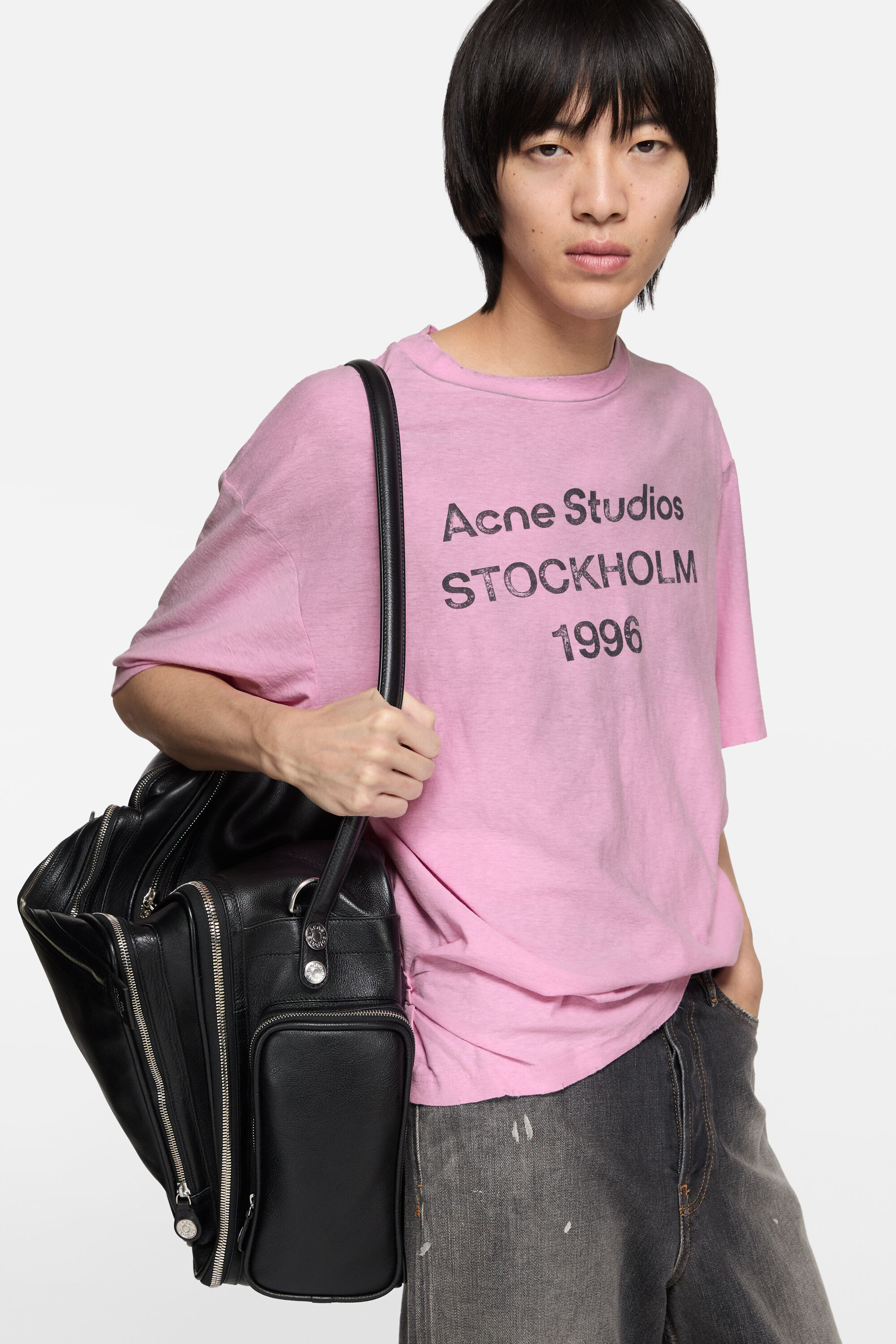 Acne Studios - Logo t-shirt - Relaxed fit - Cotton candy pink