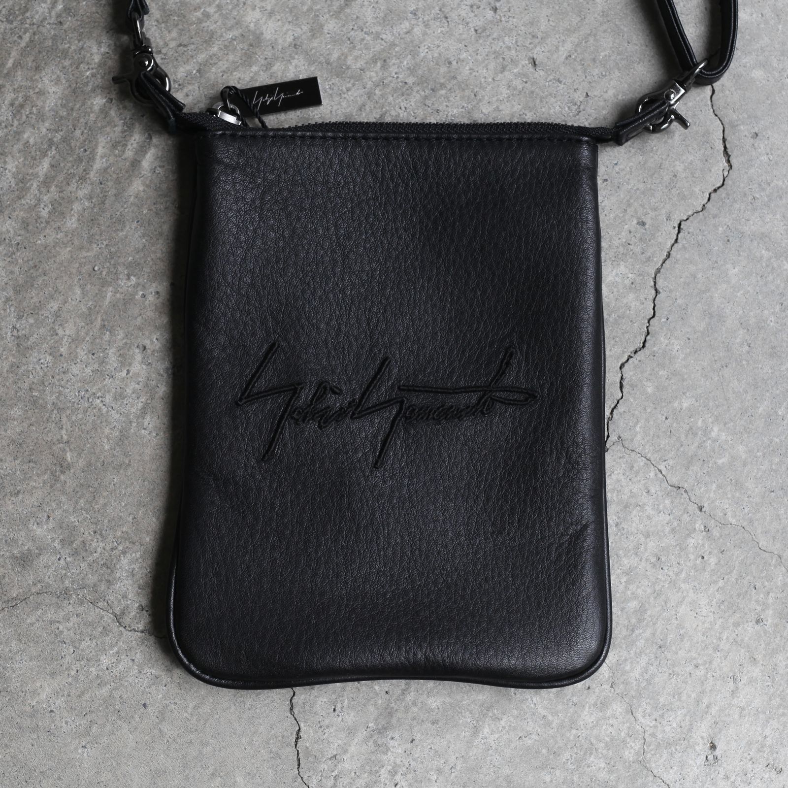 discord Yohji Yamamoto - 【再販売通知受付可能】YYサコッシュ_S