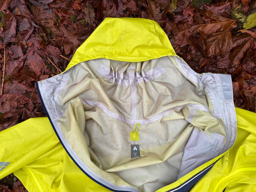 Montbell Super Dry-Tec Peak Shell Review 2024
