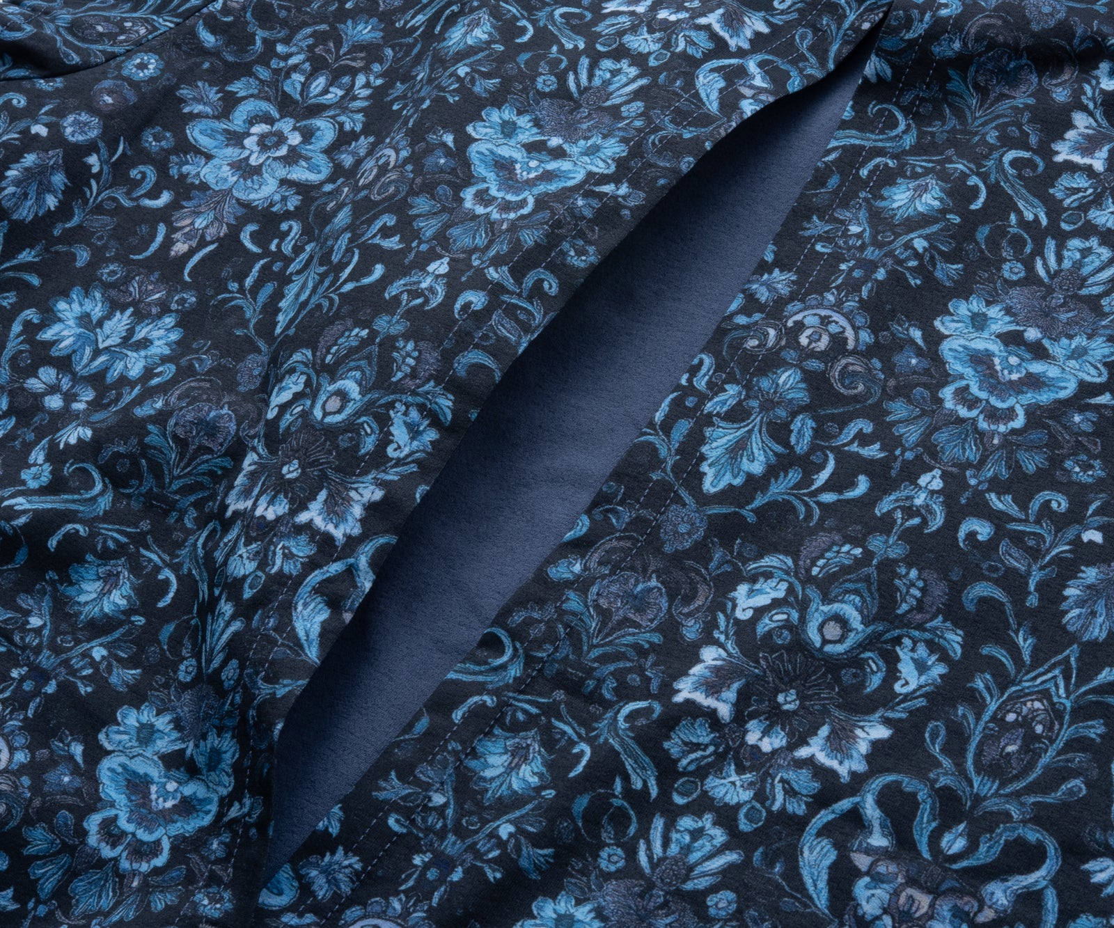 バックレイヤードスリットダマスクTEE ATLA549 – ADMIRAL