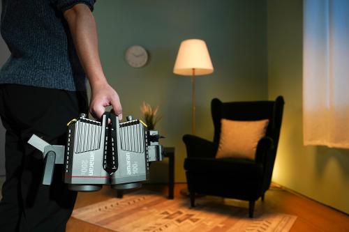 撮影機材のレンタルショップ / Aputure アプチャー Amaran 200xS