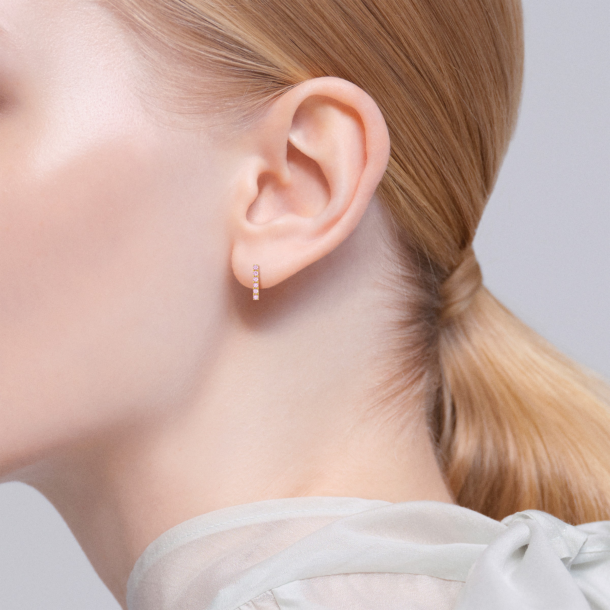 ティナラインショート（ピンクサファイア） ピアス | AHKAH / アーカー