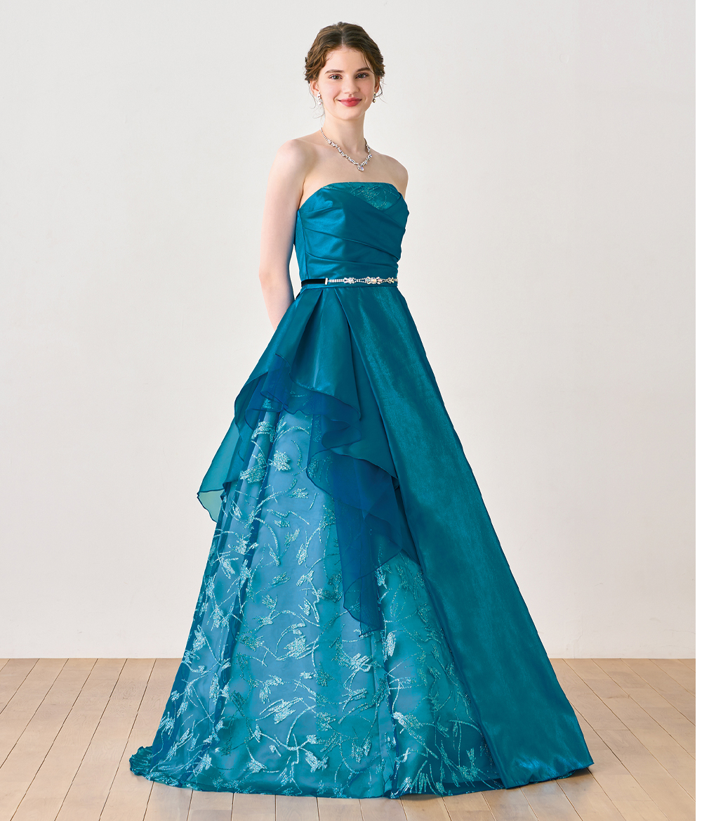 特別な日のドレスブランドAIMER（エメ）