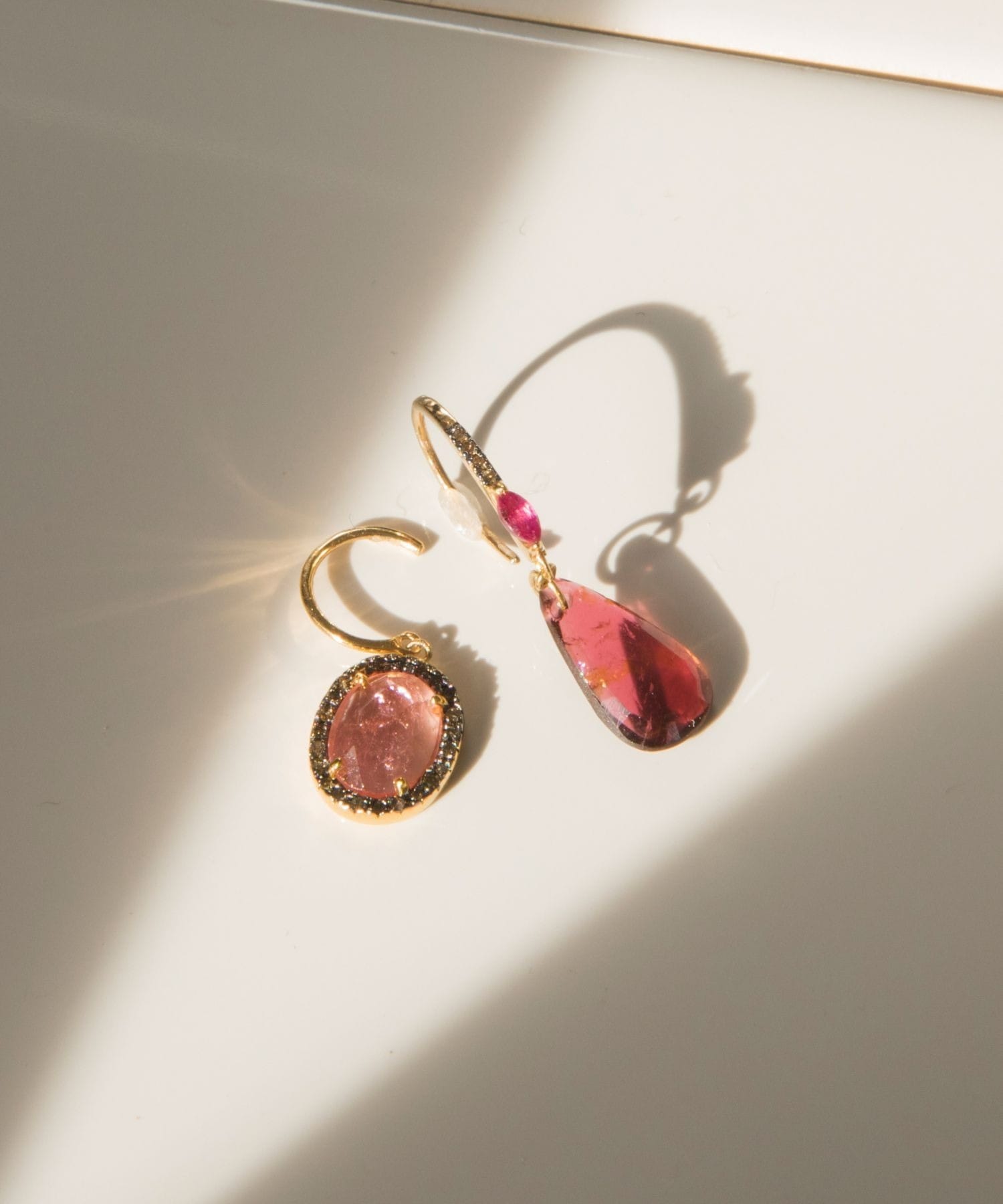 elafonisi] pink tourmaline pave diamonds drop pierced earring