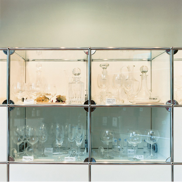 透け感の妙。USMハラー ガラスパネルの大いなる誘惑 - attract