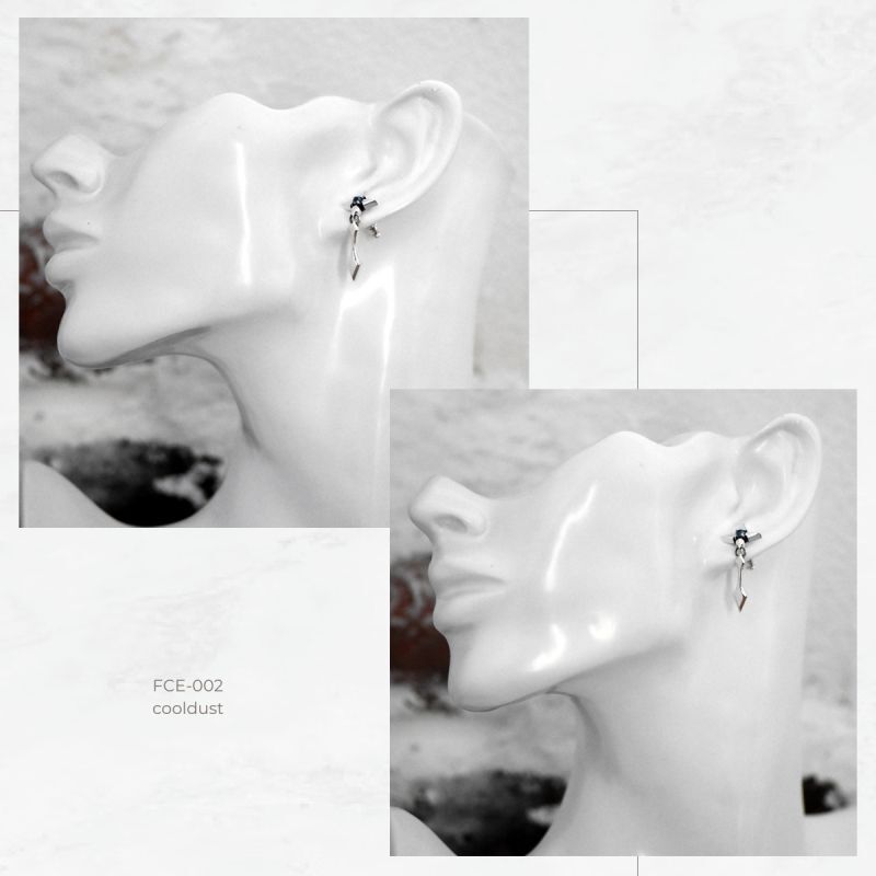 氷柱 デザイン シルバー925 クロス ピアス【cooldust | クールダスト