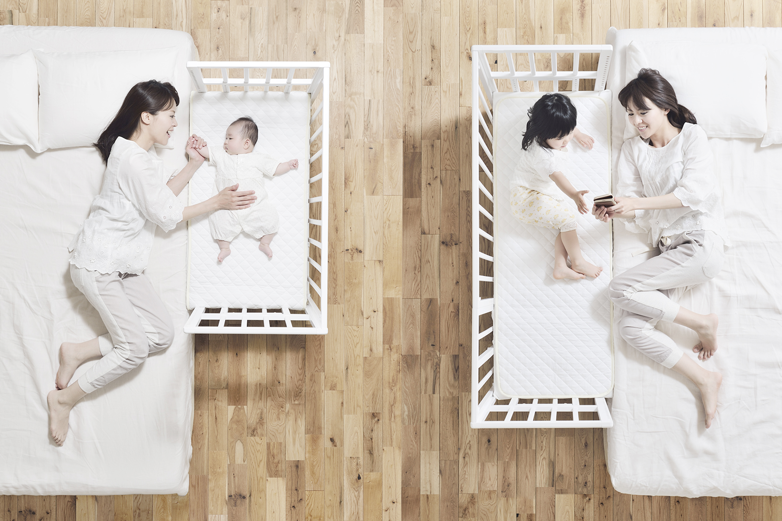 赤ちゃんと添い寝ができるベビーベッド「そいねーる」 移動可能＆4歳