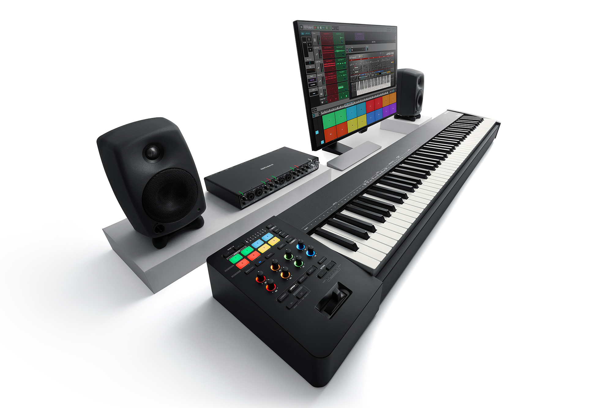 本格的なピアノ鍵盤や多彩な機能で演奏性にこだわった 88鍵MIDI